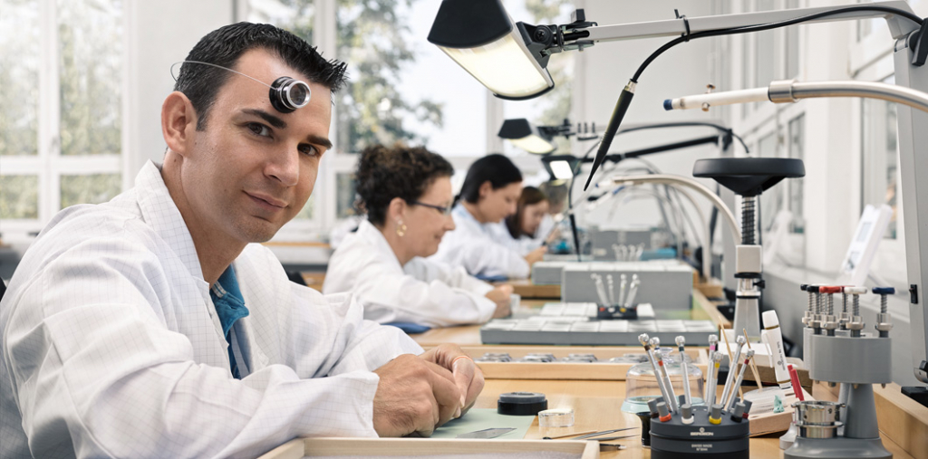 watchmaker-swissmilitary.jpg watchmaker-swissmilitary.jpg