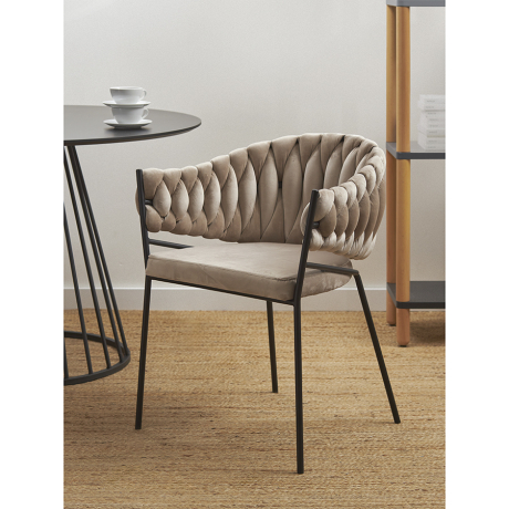 2d2b8051879fcb4b97be27564400f75d